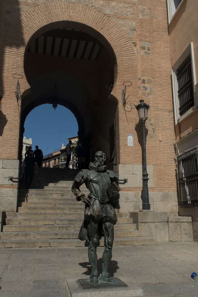 Estatua de Cervantes